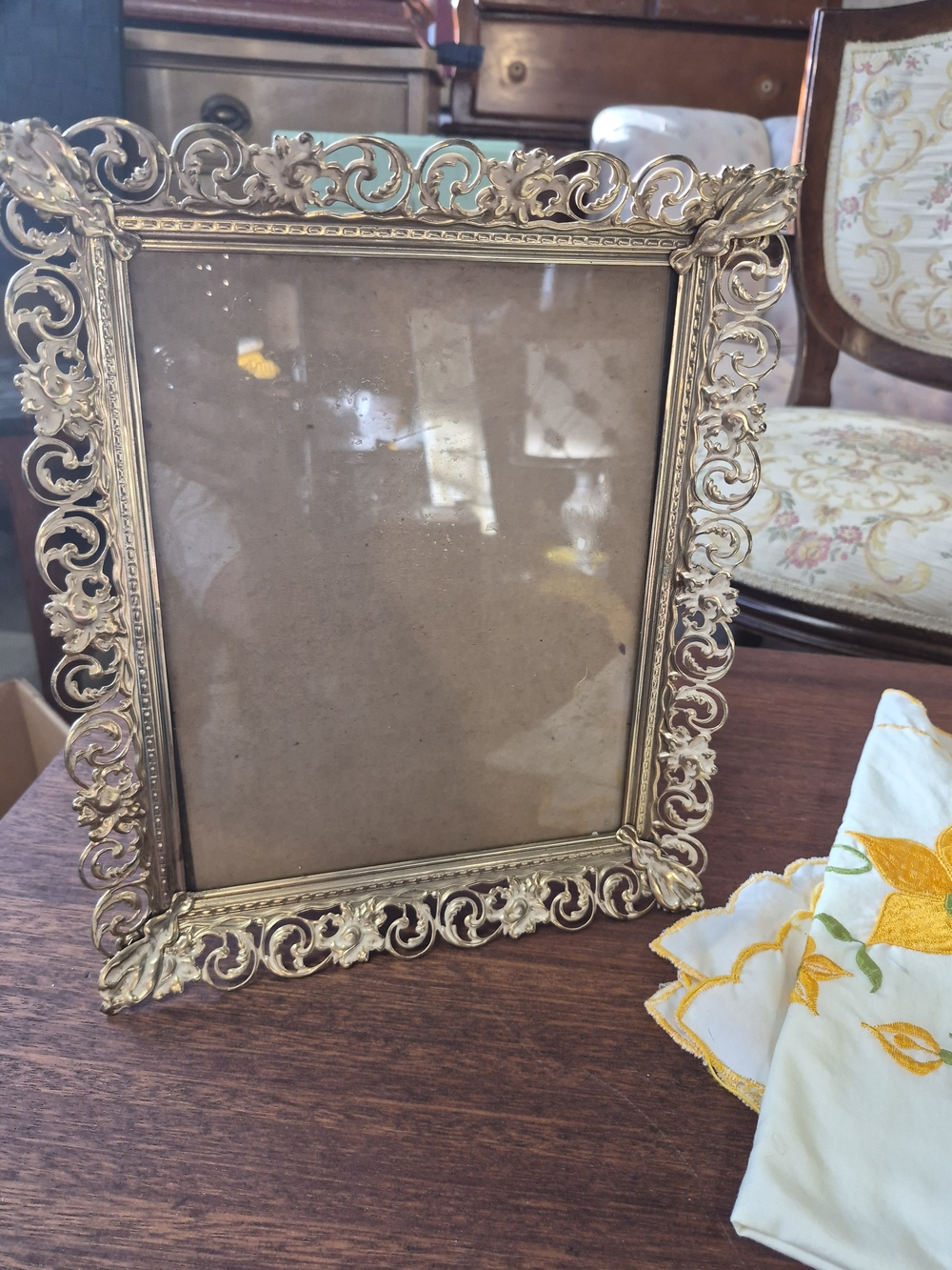 Ornate Gold Vintage 8×10 Decorative Picture Frame